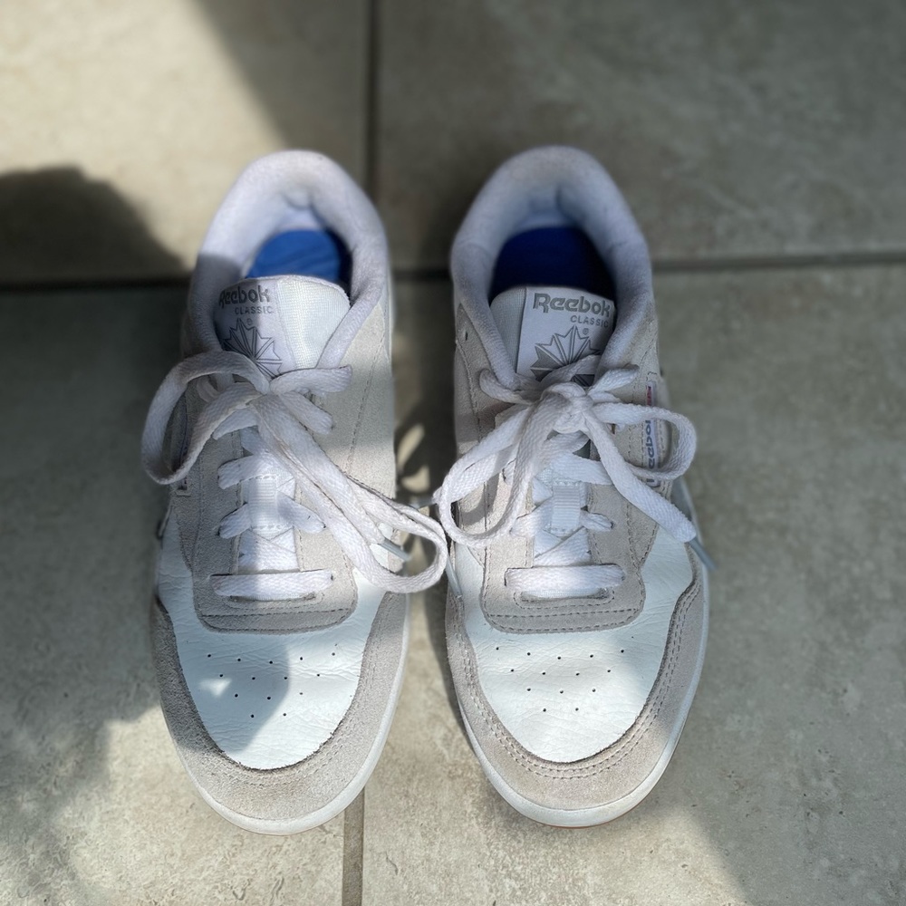 Reebok Sneakers